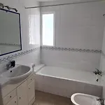 Oura - Large - Private Pool - 5 Bedrooms וילה אלבופיירה