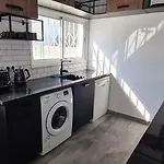 Oura - Large - Private Pool - 5 Bedrooms וילה אלבופיירה