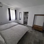 וילה Oura - Large - Private Pool - 5 Bedrooms