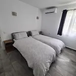 וילה Oura - Large - Private Pool - 5 Bedrooms