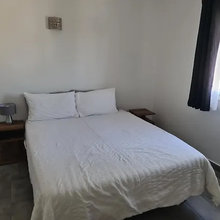 Oura - Large - Private Pool - 5 Bedrooms אלבופיירה