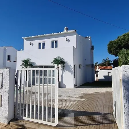 Villa Oura - Large - Private Pool - 5 Bedrooms *