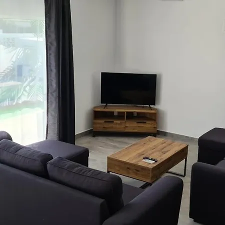Βίλα Oura - Large - Private Pool - 5 Bedrooms Αλμπουφέιρα