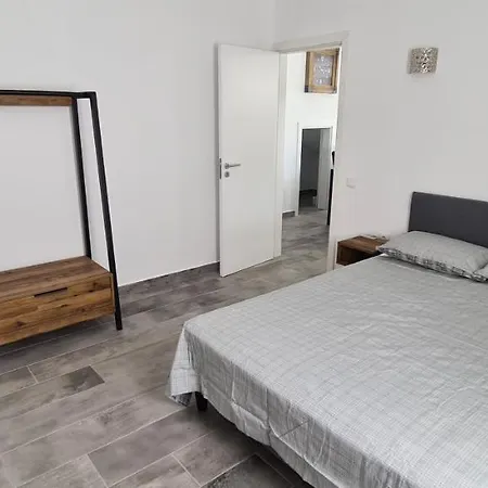 Oura - Large - Private Pool - 5 Bedrooms *