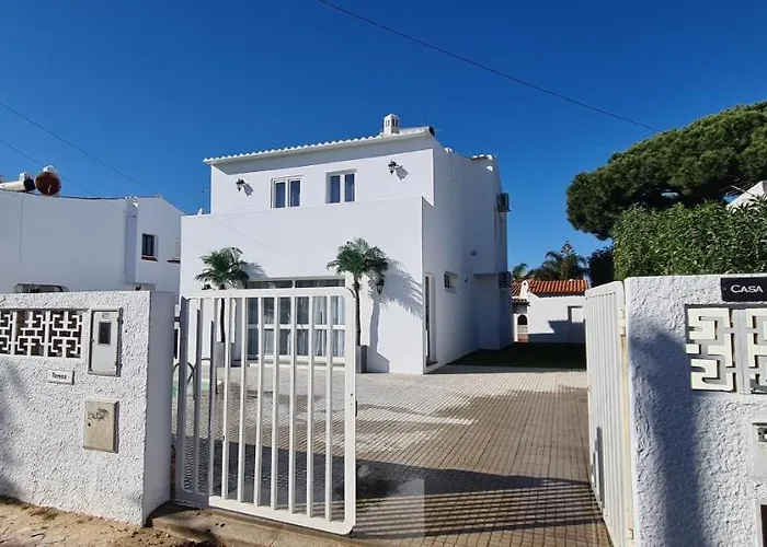 فيلة Oura - Large - Private Pool - 5 Bedrooms *