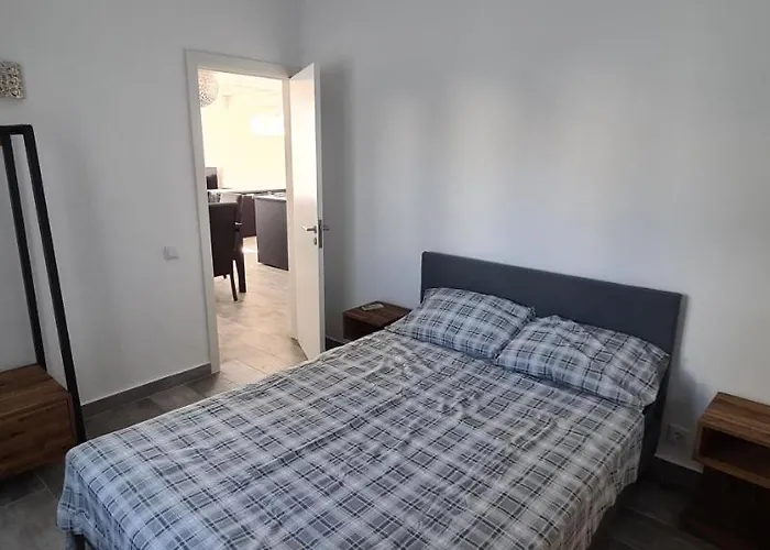 فيلة Oura - Large - Private Pool - 5 Bedrooms