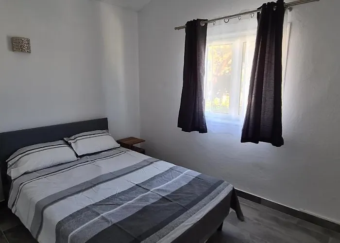 Oura - Large - Private Pool - 5 Bedrooms * البوفيرا